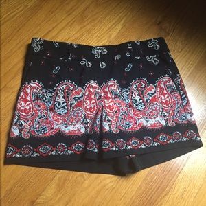 Patterned shorts